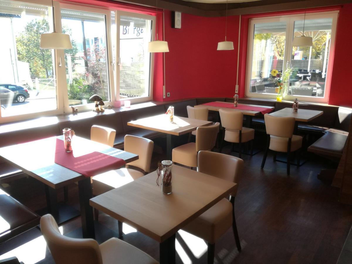 Gaststaette Peperoni Hotel Biberach an der Riß Buitenkant foto